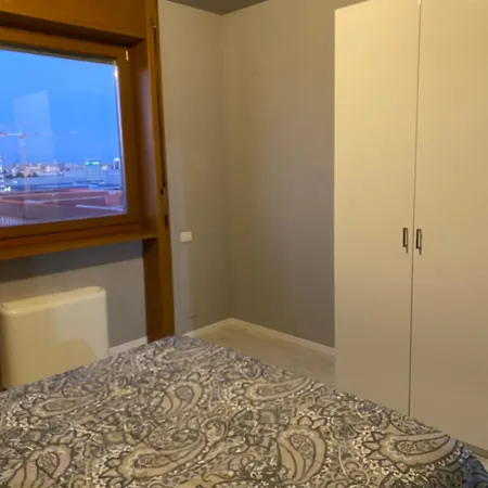 Attico Piano 11, 3 Camere, 2 Bagni, - Cucina * 밀라노