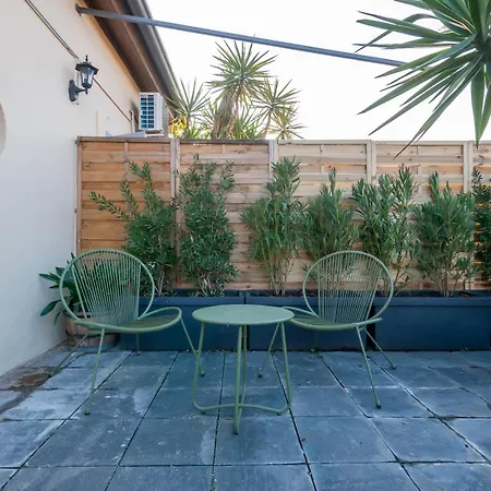 Bright Top-floor With Private Terrace Mediolan