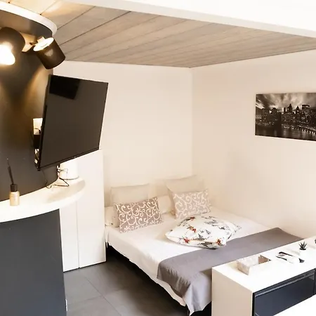 Appartement Isola Loft 5 Minutes Walk From Garibaldi Station Milaan
