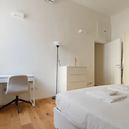 Guesthost - M5 Isola Cozy *