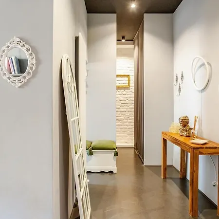 Industrial-chic In The Heart Of Isola * Milão