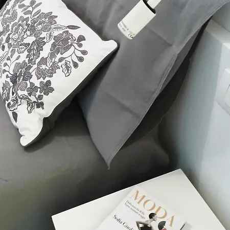 California Suite, Zona Tortona-solari-citylife, Un'oasi Nel Centro Di *