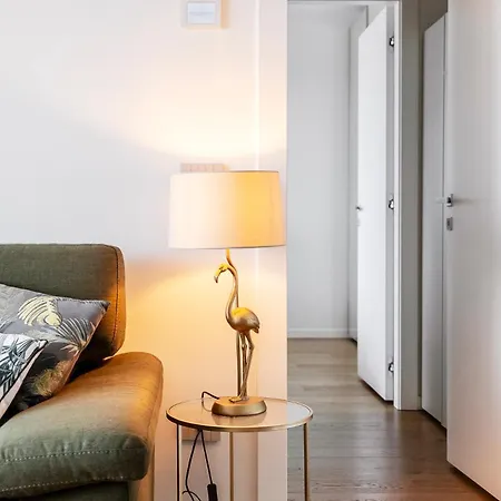 The Luxe Naviglio - 5 Min From Metro M4 Frattini * Милан