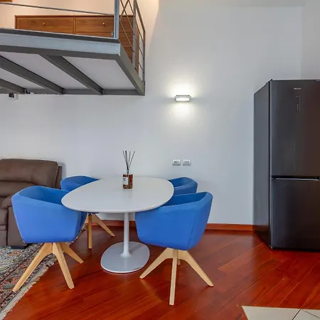 Daire Comfort And Design Between Portello And Citylife *