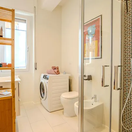 Apartment A 6 Fermate Dal Duomo, Trilocale Con 2 Bagni Milan