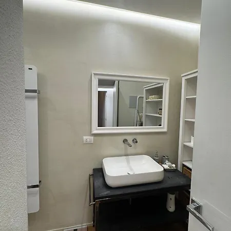 Esperienza Di Lusso A Piazza Risorgimento *