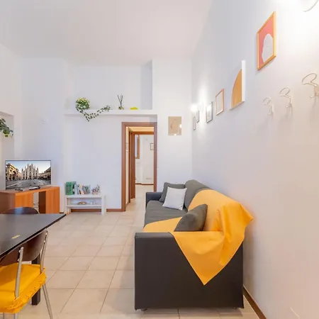 Casa Fortuna Cozy Mm3 To Duomo Apartment Milan