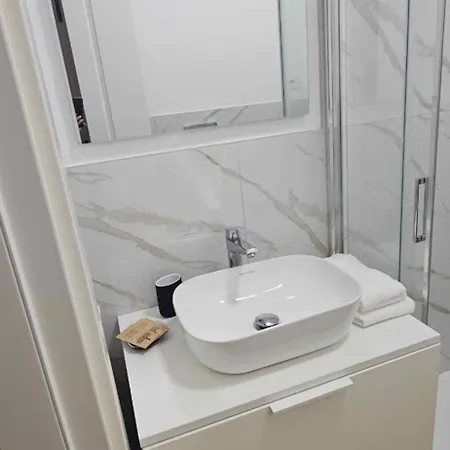 Comfort Place Buzzi Sempione Mico Life Appartamento *