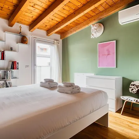 דירה Just Urban - Design Loft 2 Bathrooms And Balcony - 9 Min M4 Duomo