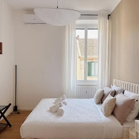 Sempione Designer 2 Bedrooms 24h Supermarket Nightlife Tram To Duomo شقة *