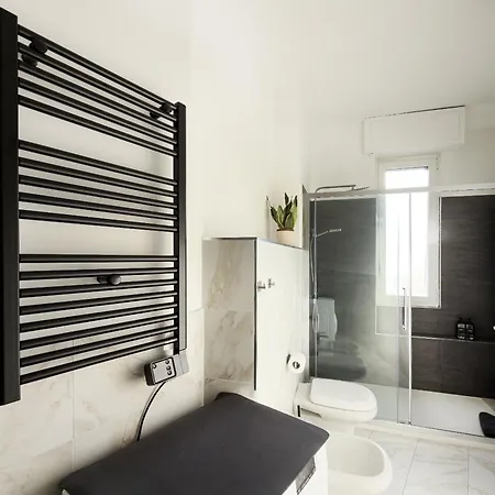 Casa Enea Luxury Apartment - Bocconi Navigli - Private Parking Διαμέρισμα *