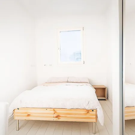 3br With Large Terrace - 800m From San Leonardo M1 Διαμέρισμα *