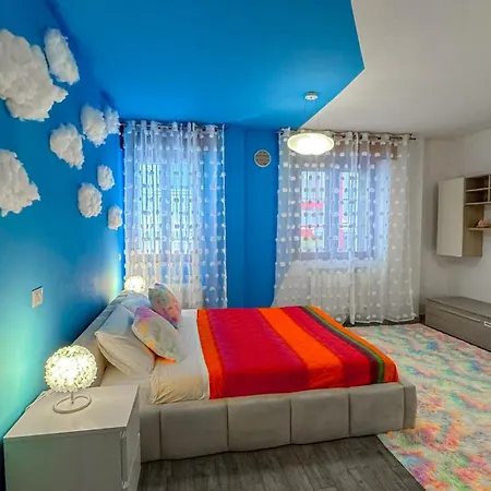 Cloud House - Gorla M1 Red Metro Station