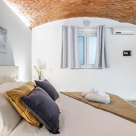 Colonna Lovely Loft - 10 Min Duomo - Buonarroti M1 아파트 밀라노