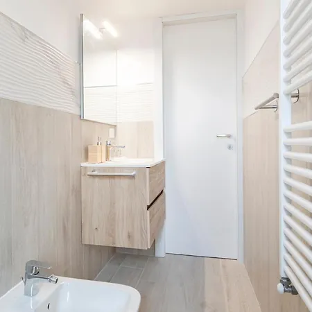 Easylife - - Paoli 6 P3 - Navigli Milan