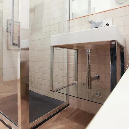 The Double Comfort - Quiet Flat, 2 Private Bathrooms In Centre Lägenhet *