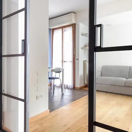 Il Nido Di Pillo-near Subway Line 4 * Milano