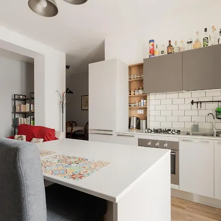 Guesthost - Cenisio Cozy Flat Near Mm5 * Milán