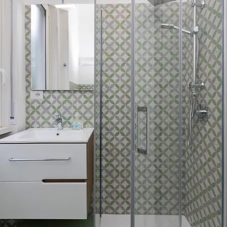 Apartment Navigli,m2 A Stone's Throw From The Subway