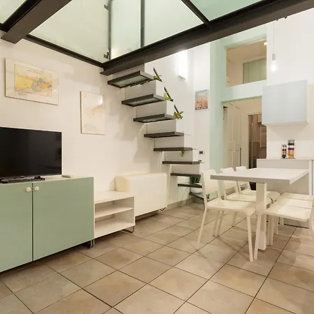 Charming Near M1 Loreto And Iconic Tram 1 To Center 公寓