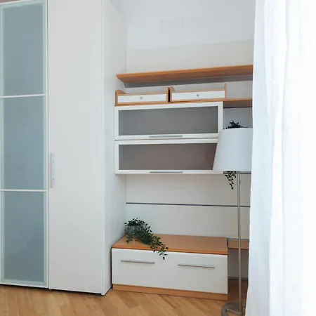 Casa Fegu Work & In Center Milánó