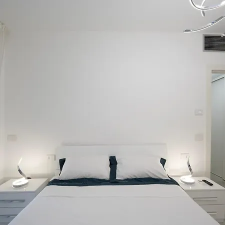 Apartamento Theorema - A Pochi Minuti Dalla Metro Sondrio *