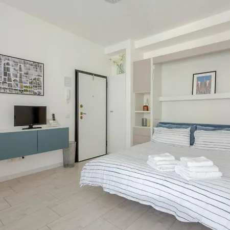 Apartment Bnbest Arco Chic 2 Pax Milan