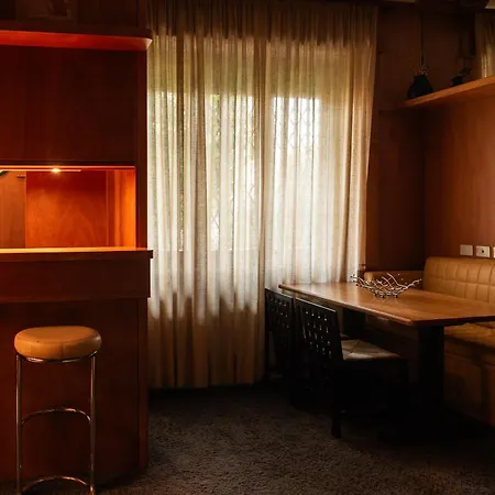 公寓 Youhosty - Ravizza Wood 22