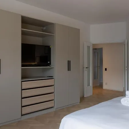 M11 Isola Apt, M3 Duomo Centrale Trilocale Con Due Bagni, Wifi E Ac דירה *