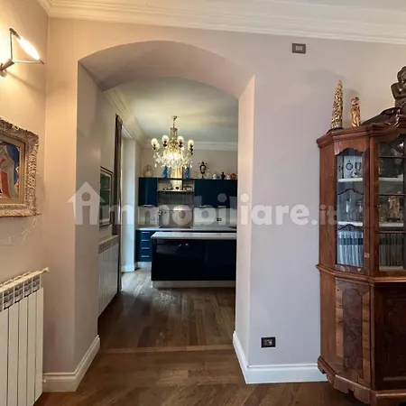 Chandelier - Center Apartman