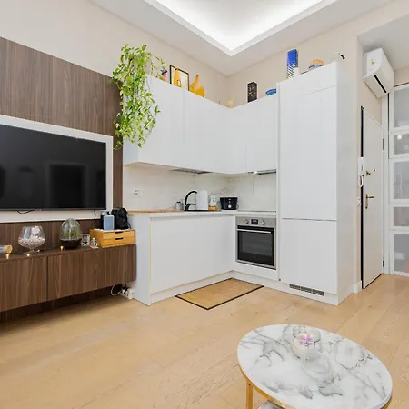 Bnbest Farini Enjoy Isola 4 Pax Apartament