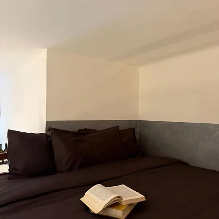 Apartment Bollicina In The Hart Of Navigli - Private Garage