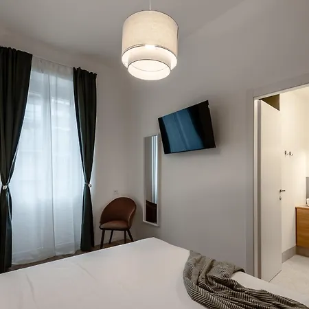 Stayeasy Station - Cozy 3 Bedrooms 3 Baths Lägenhet Milano