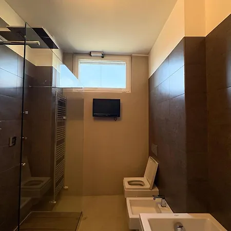 Bright House Between Navigli And Parco Solari 아파트 *