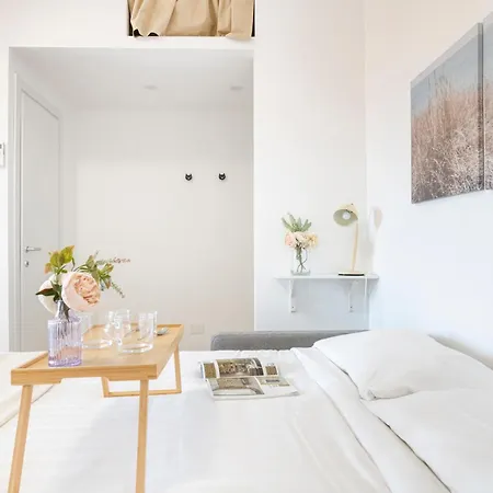Easylife - - Paoli 6 P3 - Navigli Apartment Milan