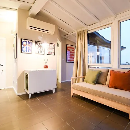 I-host Terrace - Savona 112 *