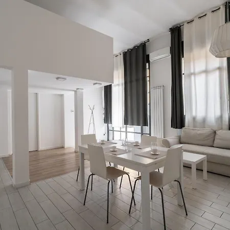 Spazioso Loft In Col Di Lana Milano
