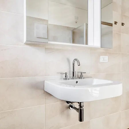 Giaxtower Palestra & Piscina Pure Living 5' Piano *