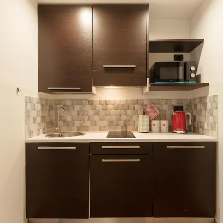 Guesthost - Cozy In Citta Studi Milano