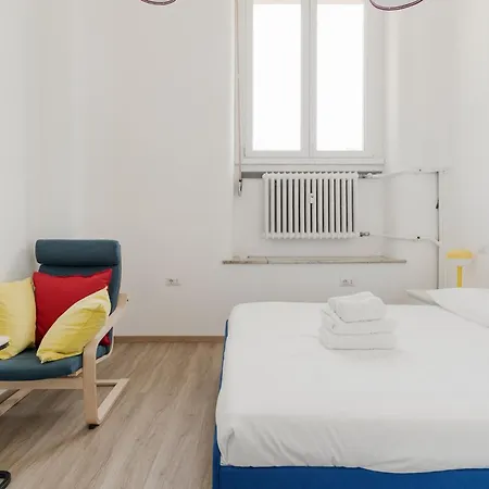 Guesthost - Mm2 Lambrate Bright *