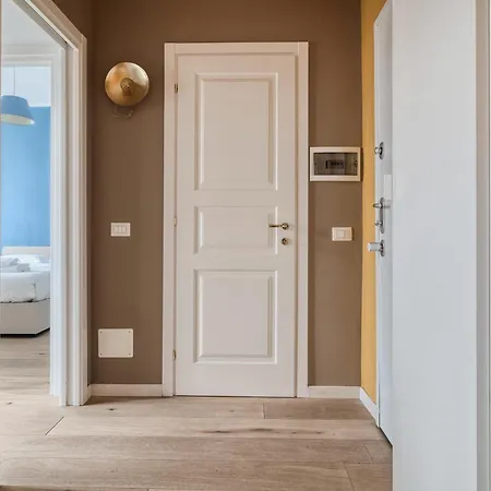 Just Urban - Elegant 1-br Flat In Solari Area - 2 Min Metro M4 * Milaan