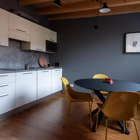 Lulli Mansarda- 7sundays *