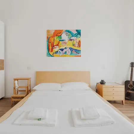 Apartment Guesthost - Cenisio Cozy Flat Near Mm5 *