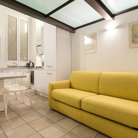 Charming Near M1 Loreto And Iconic Tram 1 To Center *