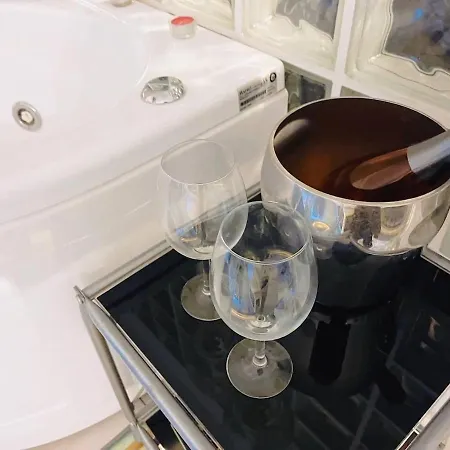 2-level Designer Loft In Isola District 米兰