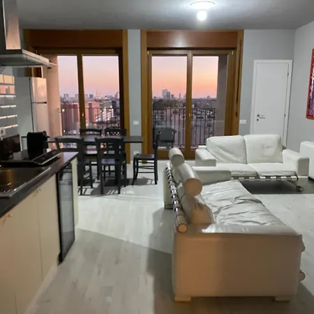 Attico Piano 11, 3 Camere, 2 Bagni, - Cucina 밀라노