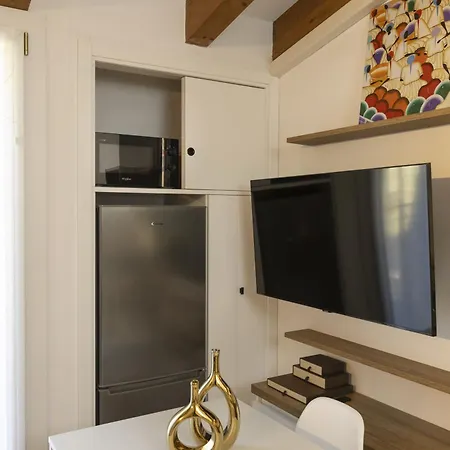 Appartamento Artstay - San Raffaele, Near Metro M1, Ac *