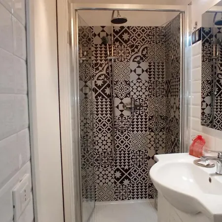 Serendipity House-porta Romana-bocconi Apartment *