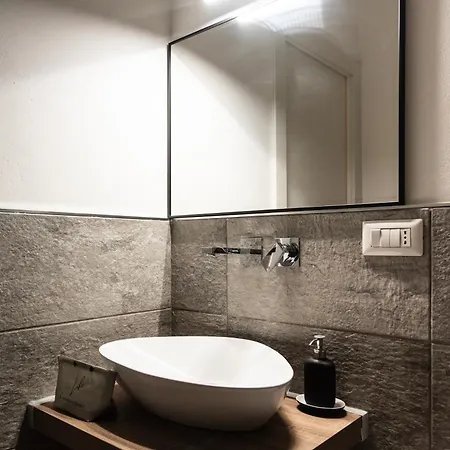 Apartament Youhosty - Falcone 7 *