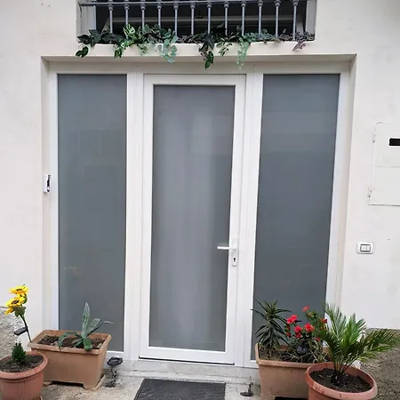 アパート Il Giardino Segreto, Navigli - 20 Minuti Dal Duomo ミラノ